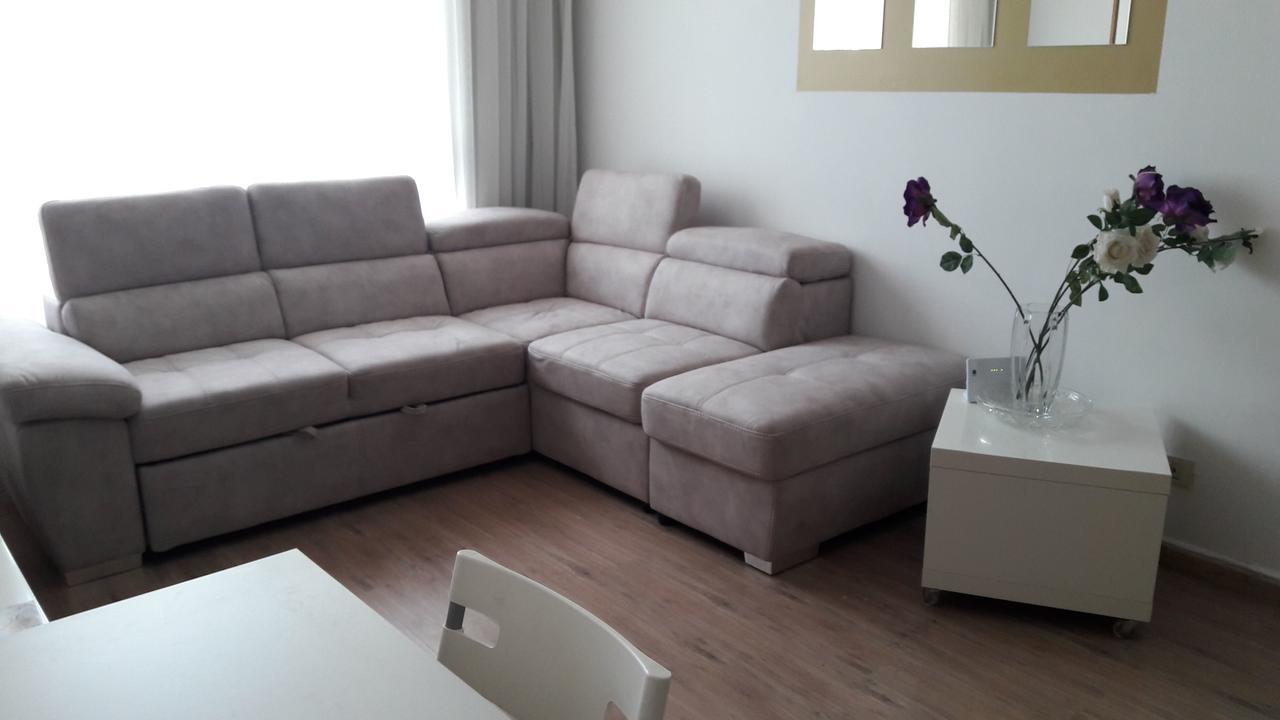 イスラエル ハイファ アパートメンツ 部屋 写真